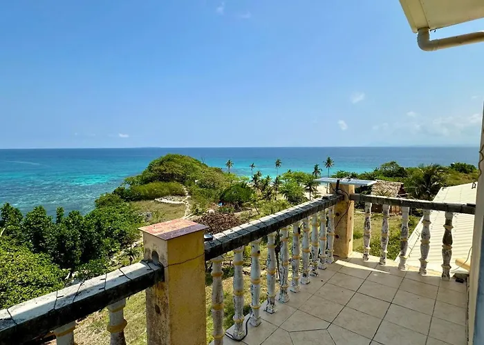Om Namaste Beachhouse And Cottages *