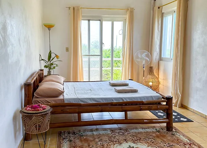 Guest house Om Namaste Beachhouse And Cottages Daanbantayan