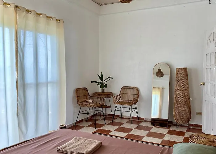 Om Namaste Beachhouse And Cottages Guest house Daanbantayan